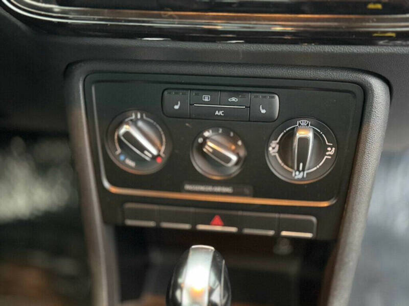 2015 Volkswagen Beetle