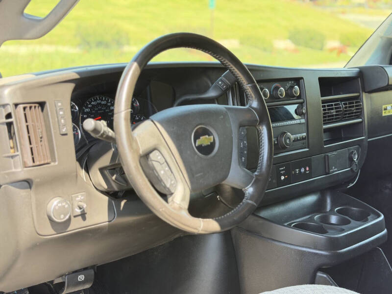 2020 Chevrolet Express 2500