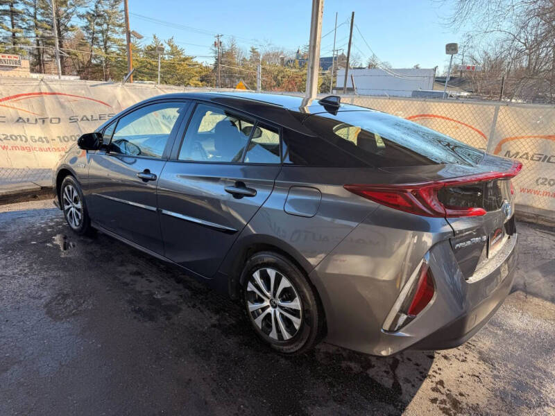 2021 Toyota Prius Prime