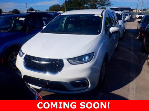 2023 Chrysler Pacifica Touring L