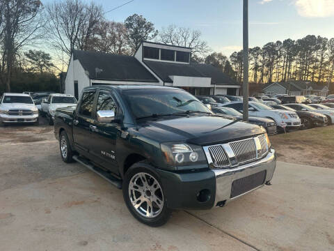 2005 Nissan Titan for sale at Alpha Car Land LLC in Snellville GA