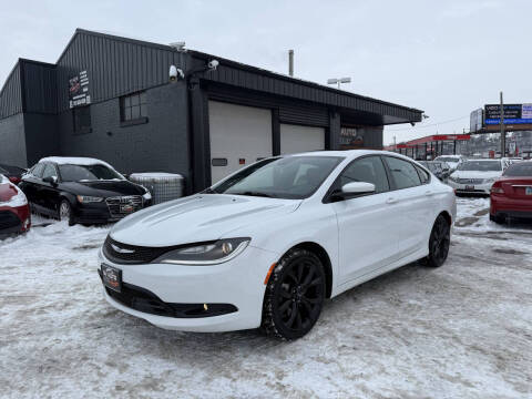 2015 Chrysler 200 S