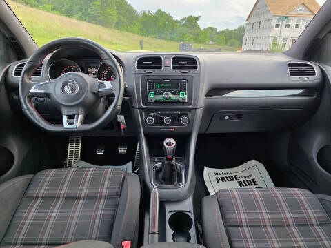 2013 Volkswagen GTI Base PZEV