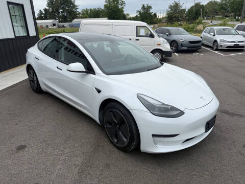 2021 Tesla Model 3 Standard Range Plus