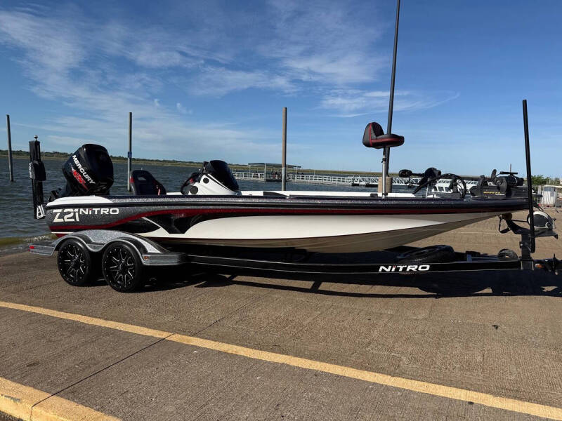 2016 Nitro Z21