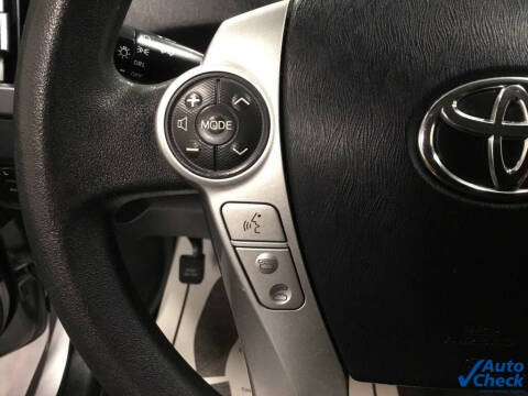 2015 Toyota Prius Three