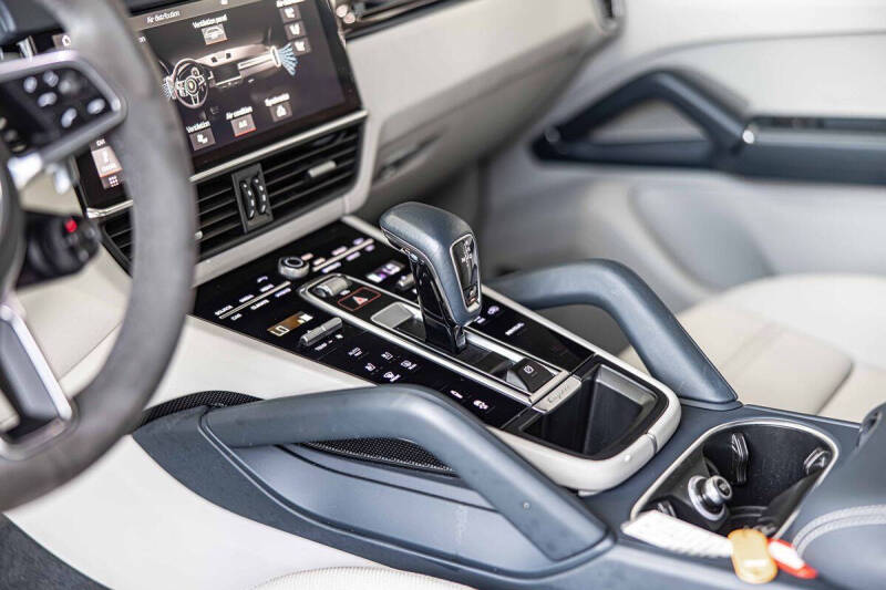 2021 Porsche Cayenne E-Hybrid