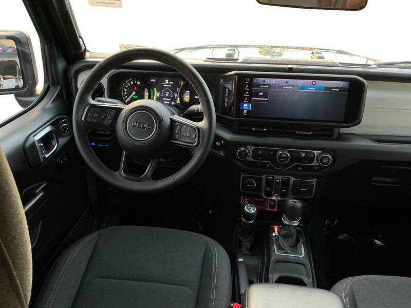 2025 Jeep Wrangler Willys 4xe