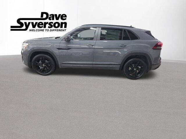 2026 Volkswagen Atlas Cross Sport SEL R-Line Black 4Motion