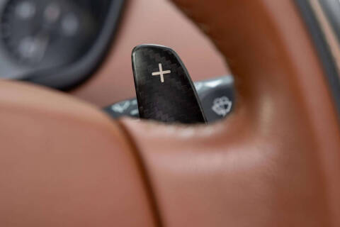 2016 Aston Martin Vanquish Volante