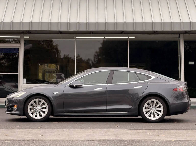 2016 Tesla Model S