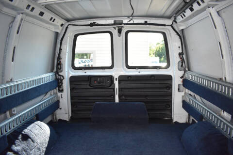 2019 Chevrolet Express 2500