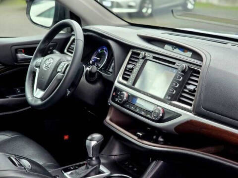 2016 Toyota Highlander Hybrid Limited Platinum