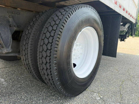 2016 Freightliner M2 106