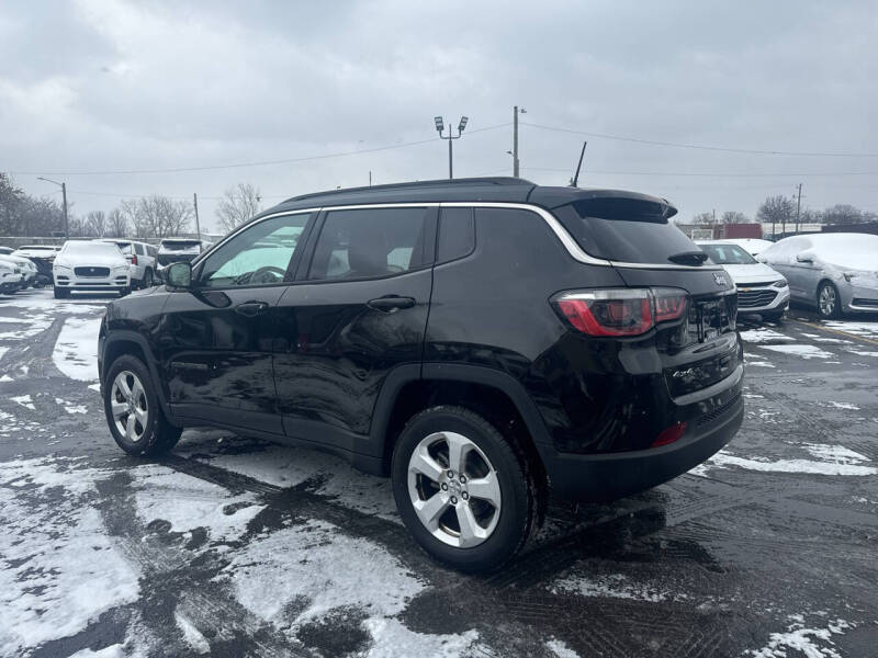 2018 Jeep Compass Latitude photo 6