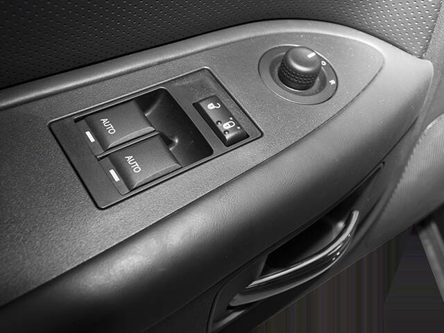 2013 Dodge Challenger 14