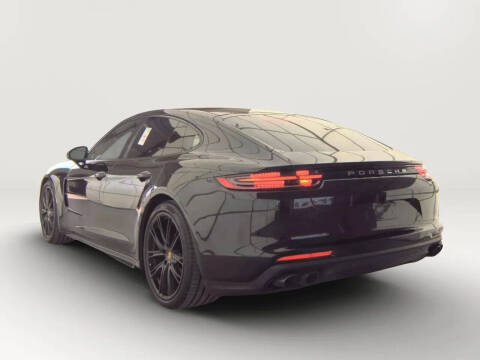 2018 Porsche Panamera