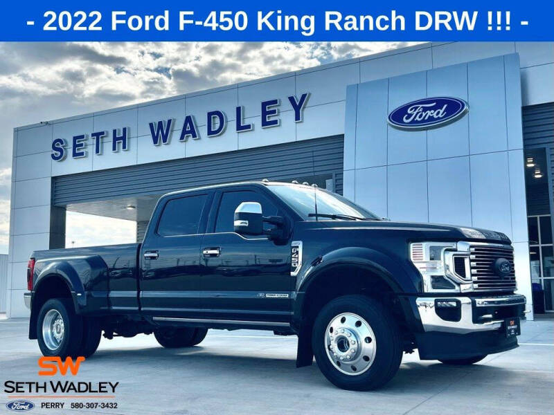 2022 Ford F-450 Super Duty King Ranch's photo