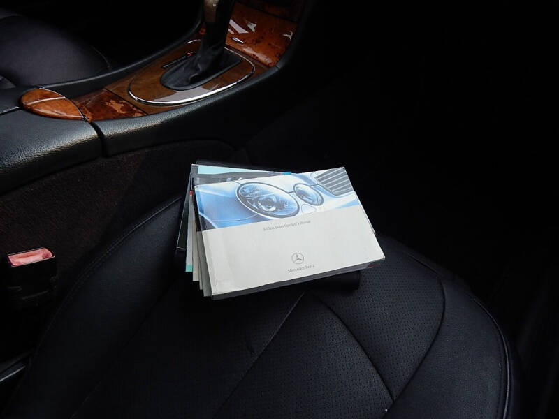 2004 Mercedes-Benz E-Class E 320