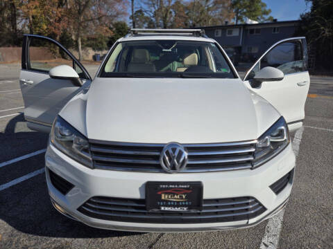 2016 Volkswagen Touareg VR6 Lux