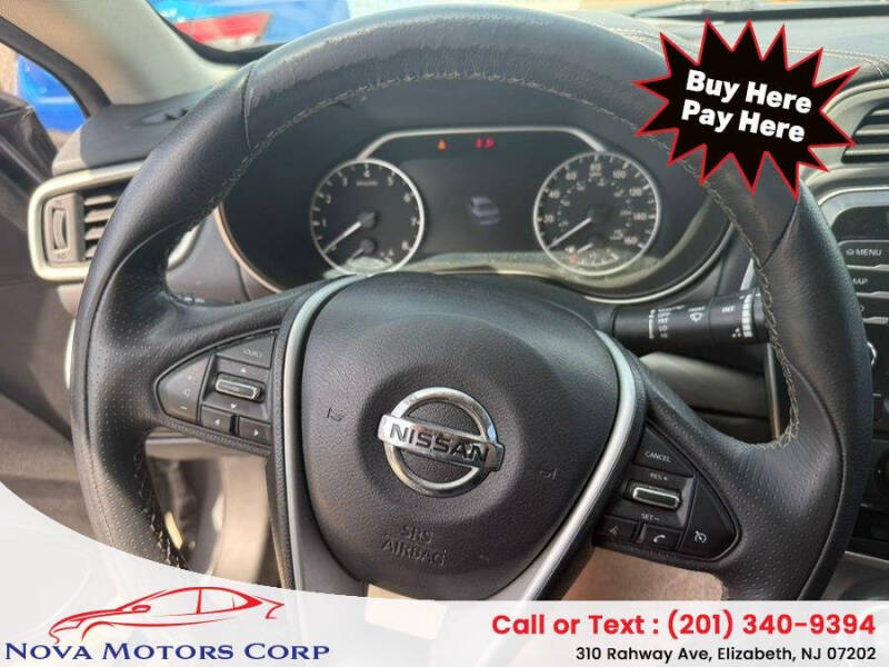 2017 Nissan Maxima