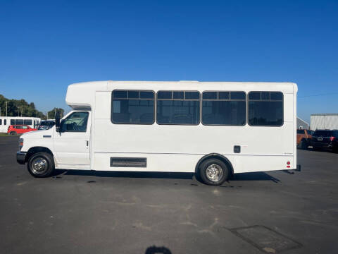 2019 Ford E-Series E-450 SD