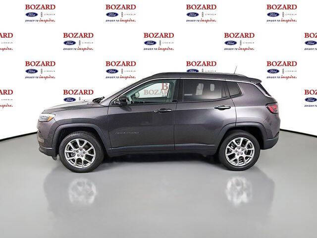 2022 Jeep Compass Latitude Lux