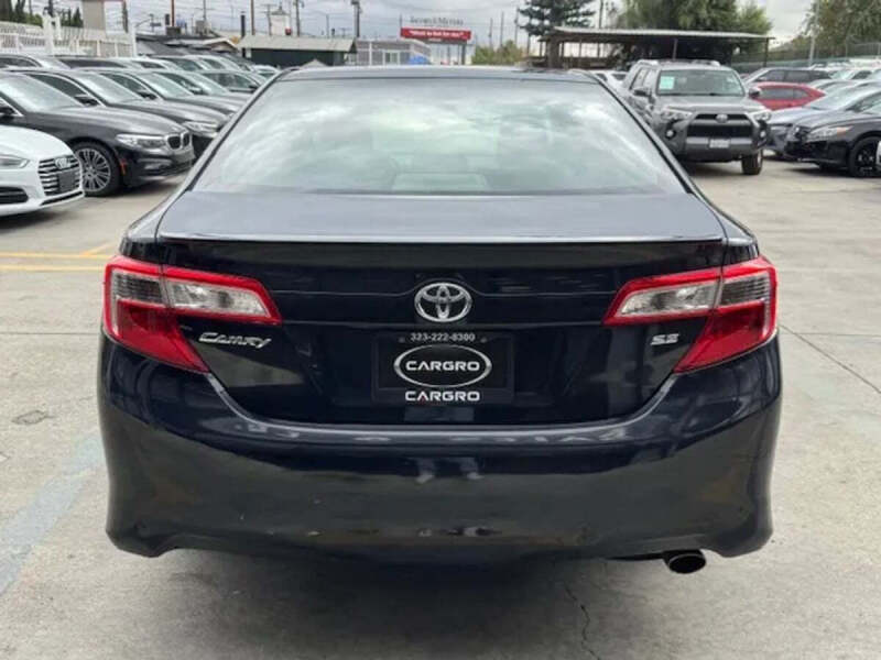 2013 Toyota Camry SE