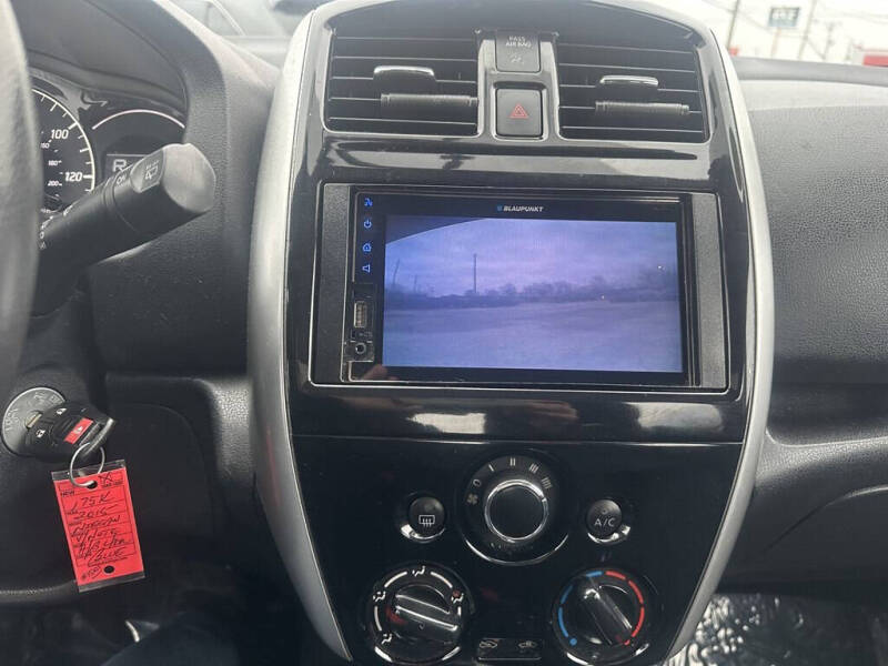 2015 Nissan Versa Note SV