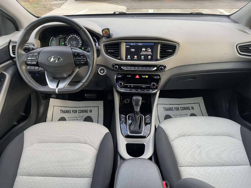 2017 Hyundai Ioniq Hybrid SEL