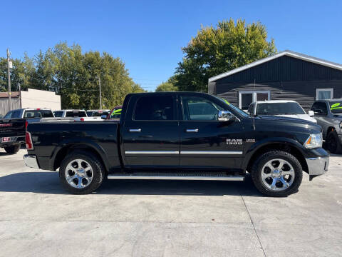 2017 RAM 1500 Laramie