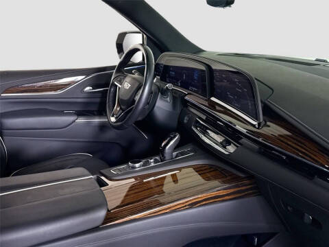 2022 Cadillac Escalade Premium Luxury