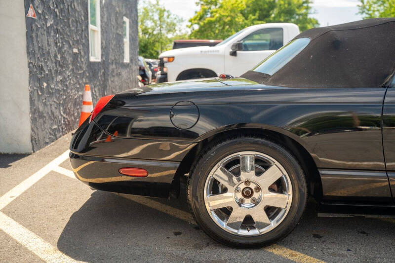 2002 Ford Thunderbird Deluxe