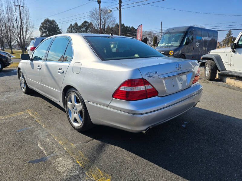 2005 Lexus LS 430