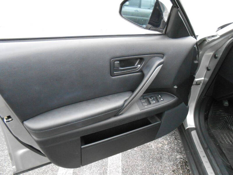 2005 Infiniti FX35