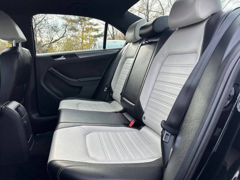 2017 Volkswagen Jetta 1.8T Sport