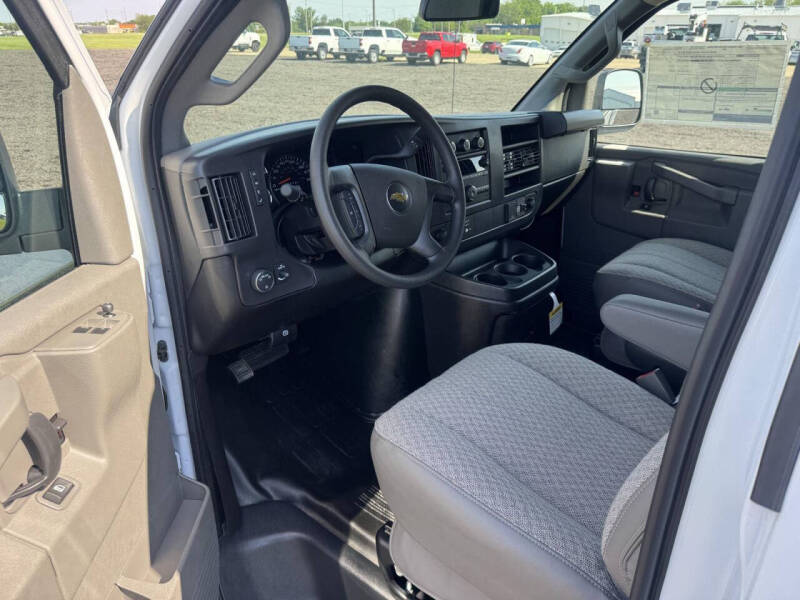 2026 Chevrolet Express 2500