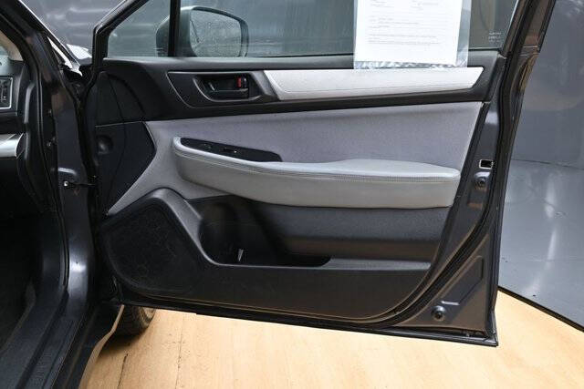 2019 Subaru Outback 2.5i