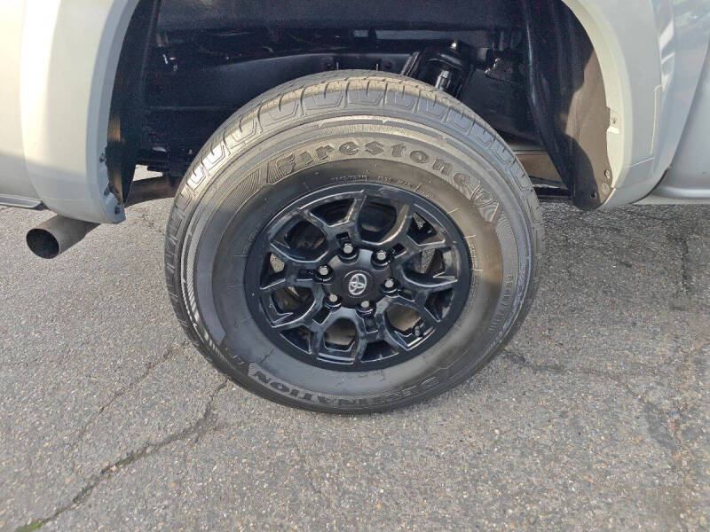 2021 Toyota Tacoma SR5 V6