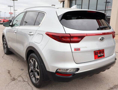 2020 Kia Sportage EX