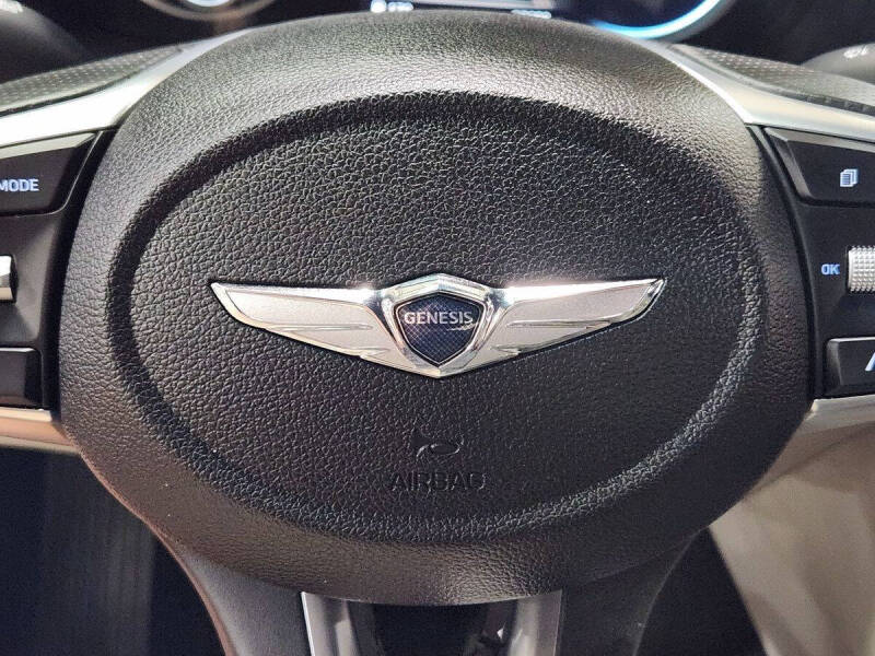 2023 Genesis G70