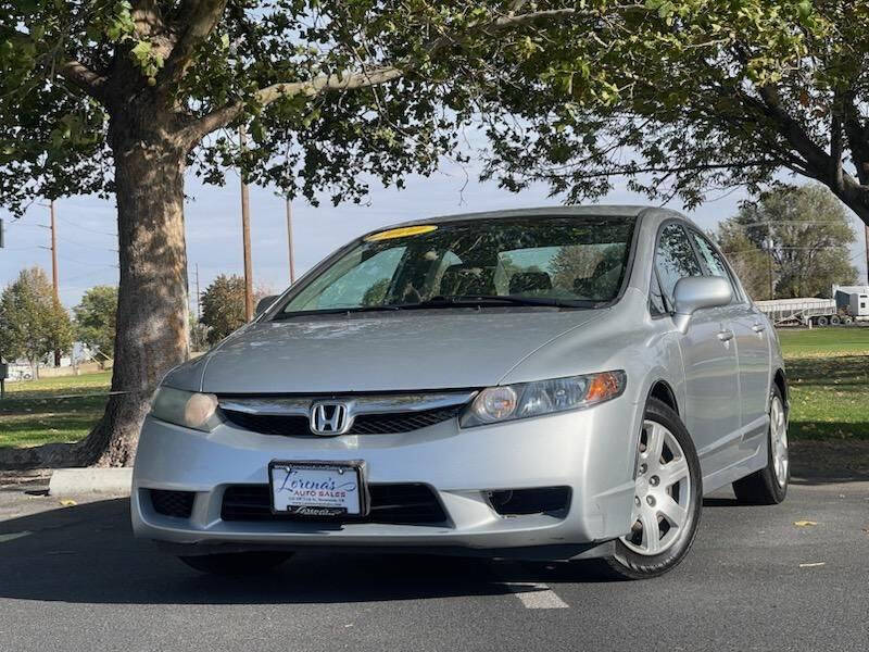 2010 Honda Civic for sale at LORENA'S AUTO SALES in Hermiston OR