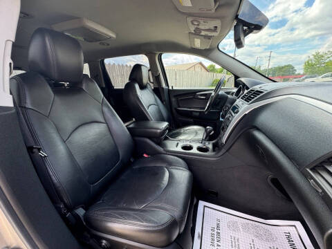 2010 Chevrolet Traverse LT