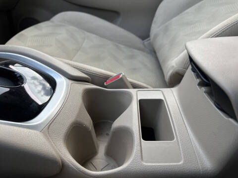 2015 Nissan Rogue SV