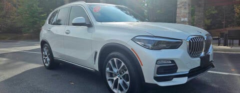 2020 BMW X5 for sale at Uncle Ray's Auto Gallery / Calavan CDJR in Lithia Springs GA