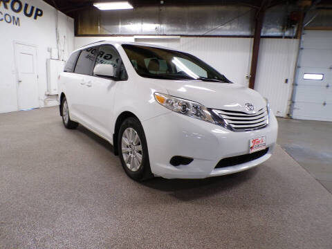 2015 Toyota Sienna LE 7-Passenger