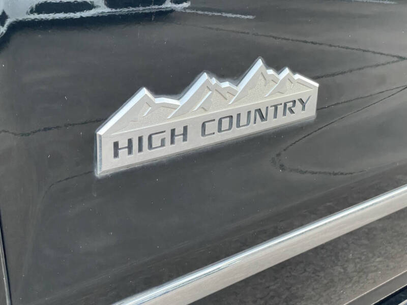 2017 Chevrolet Silverado 1500 High Country