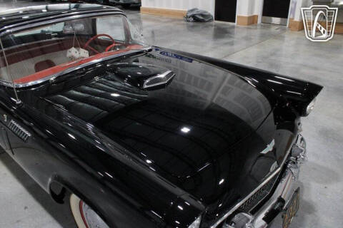 1956 Ford Thunderbird