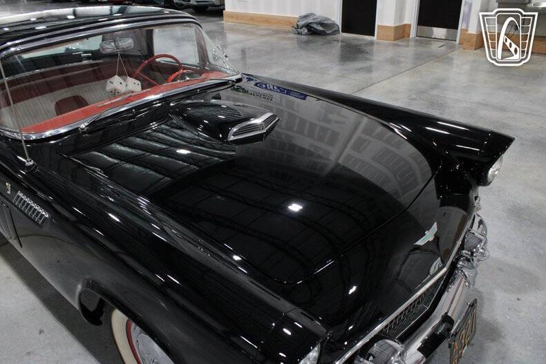 1956 Ford Thunderbird