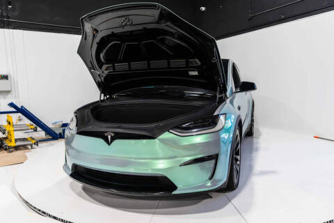 2023 Tesla Model X Standard Range